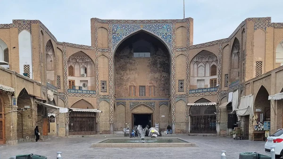 بازار طلای اصفهان؛ از قیصریه تا راسته زرگرها، راهنمای خرید
