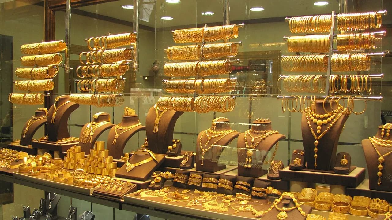 طلای ۲۱ عیار چیست و چه فرقی با ۱۸ عیار دارد؟ تبدیل وزن و قیمت