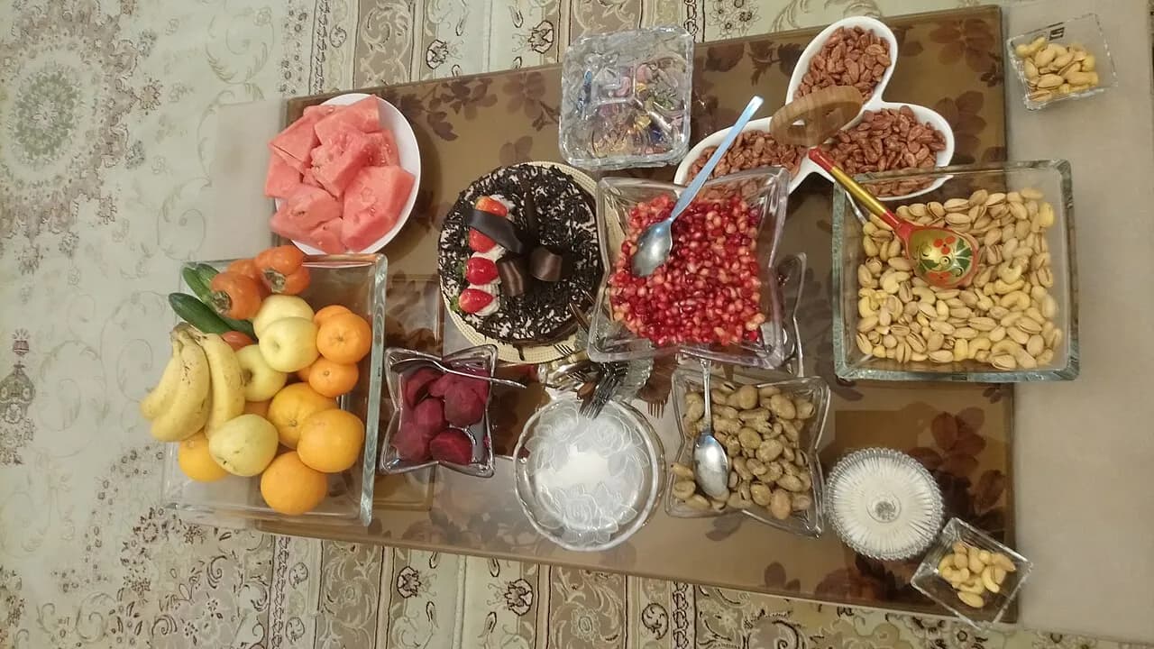 هدیه یلدا طلا؛ ایدههایی برای شب یلدا و رسم شبچره عروس