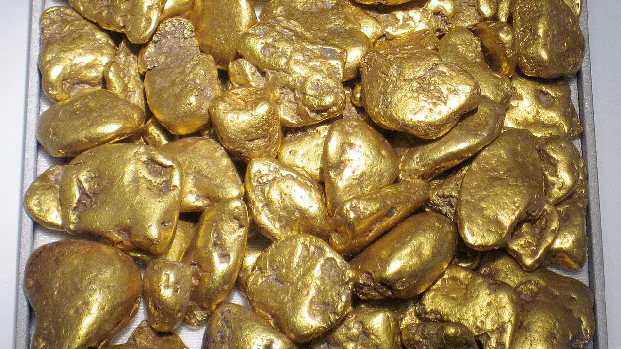 تست طلا با آهنربا درست است؟ واقعیت آزمایشهای خانگی طلا